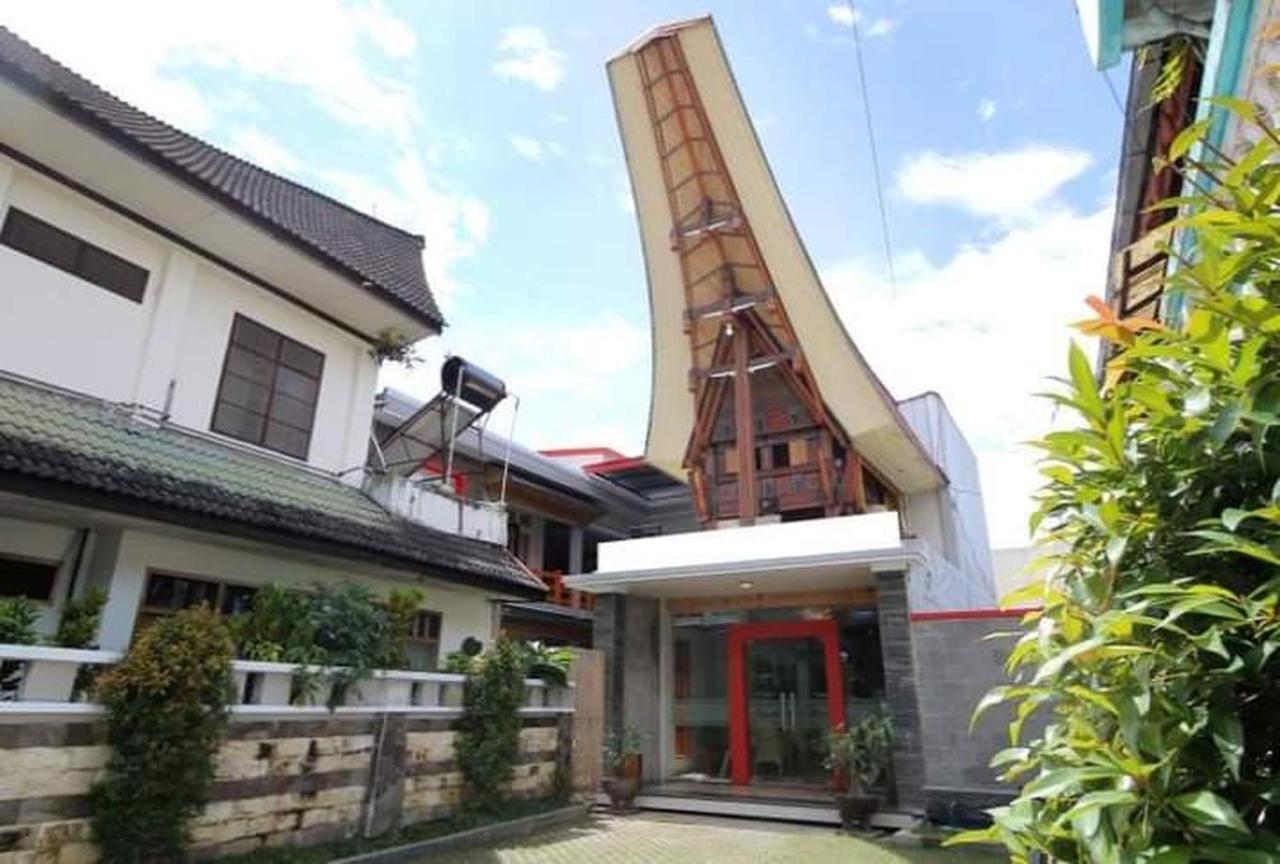 Toraja Banua Hotel Rantepao Exterior foto